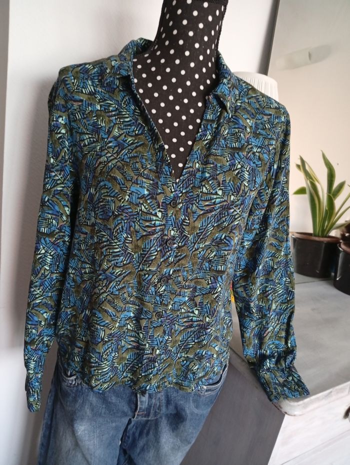 Chemise pour femme. Cache Cache 36