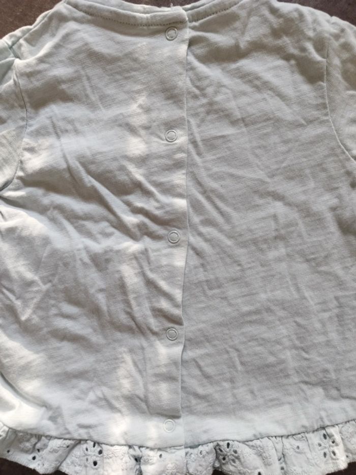 T-shirt bleu dentelle 18 mois - photo numéro 5