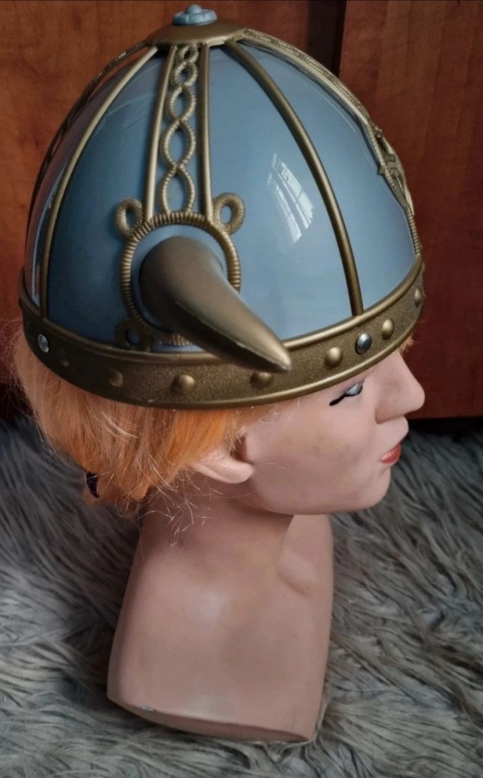 Lot Jouet Hache de viking + casque de viking - photo numéro 10