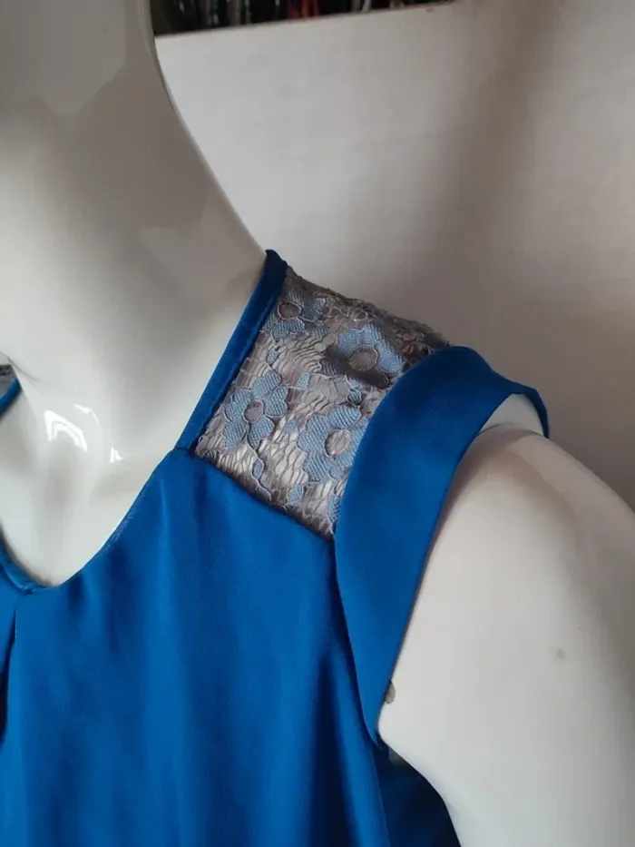 Top bleu - photo numéro 4