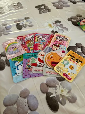 Lot de 11 masques pour le visage
