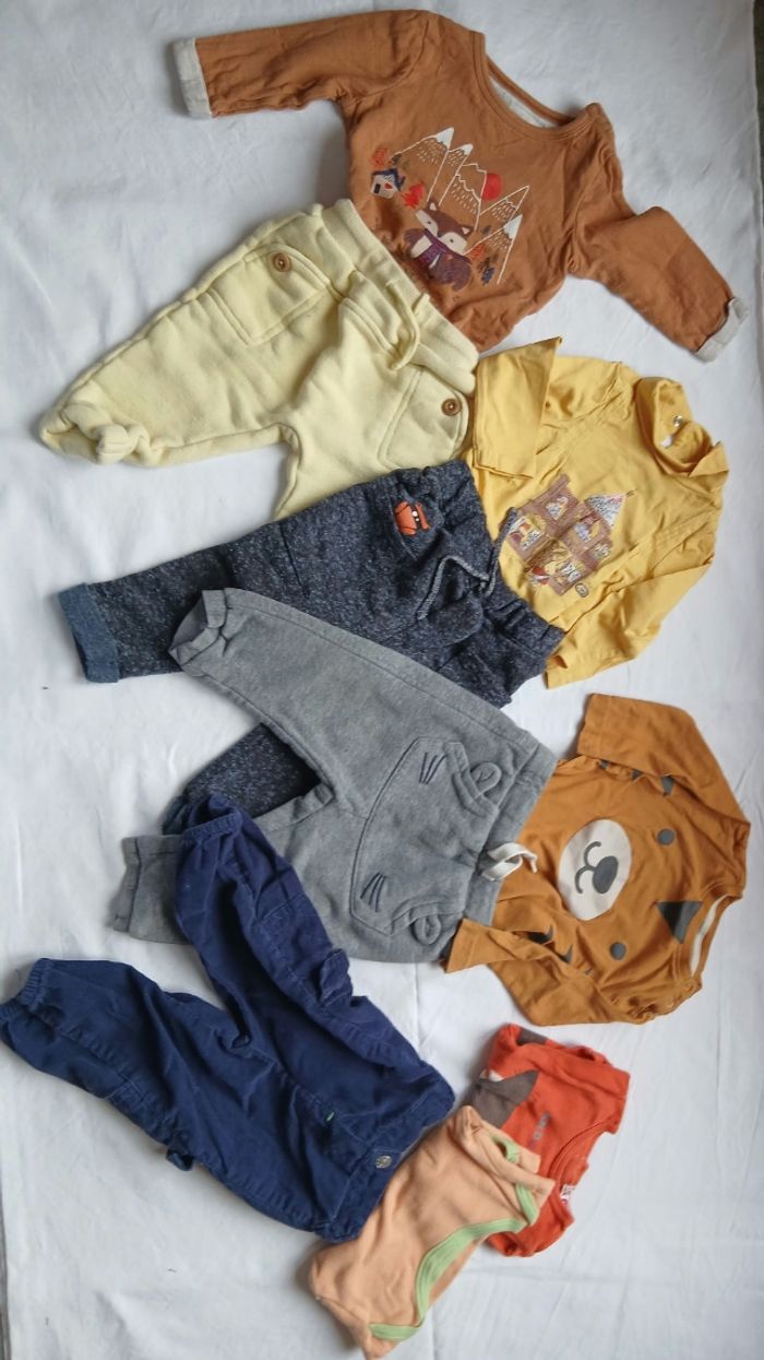 Lot vêtements bébé garçon 12 mois