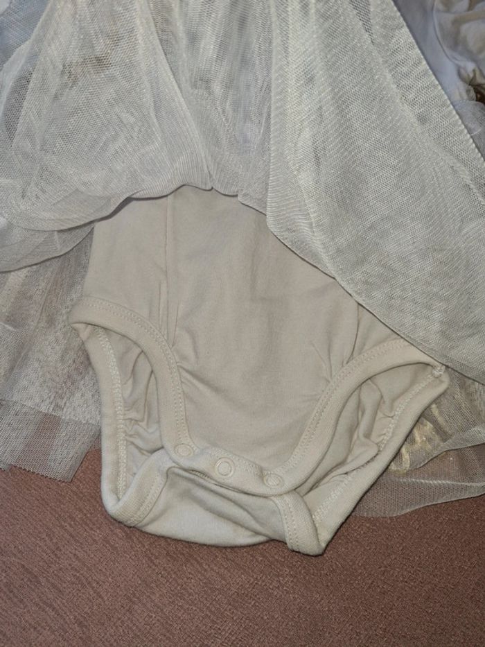 Bodies robe tule H&M 12 mois - photo numéro 2