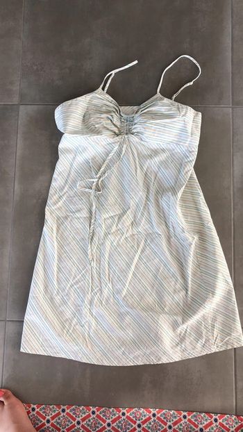 Robe à bretelles