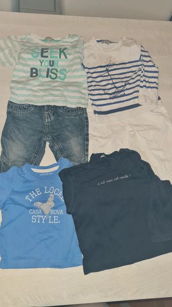 Ensemble 2 pantalons 4 hauts