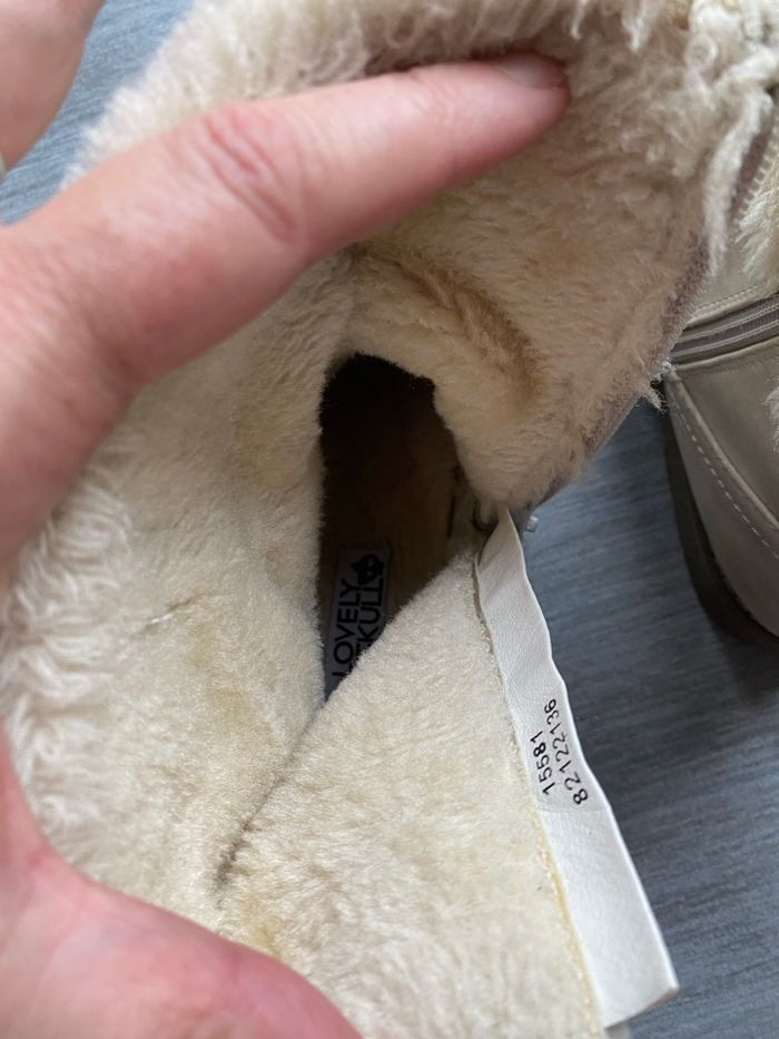 Bottines fourrées pointure 33 - photo numéro 4