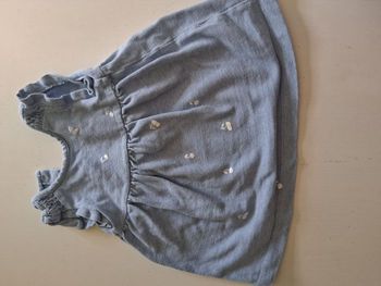 Robe sans manche bleue à motifs cerises de marque Buissonnière