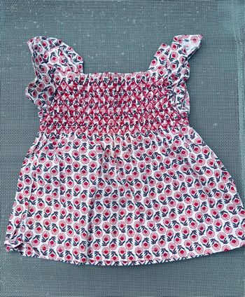 Haut a fleurs 🌸 / Taille 18 mois