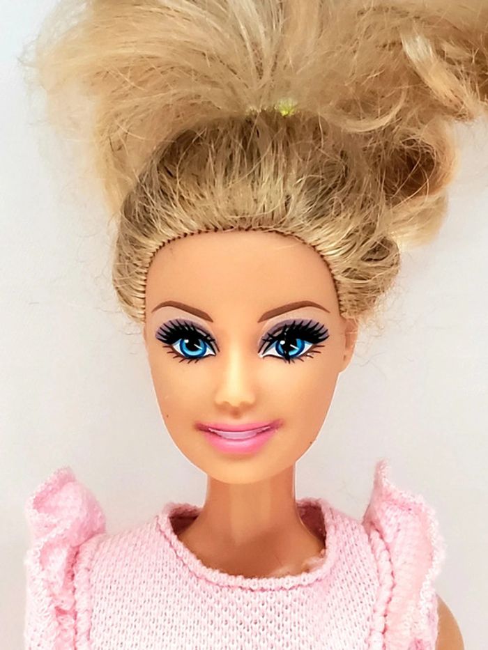 Lot de 3 poupée Barbie jambes et bras fixes - photo numéro 3