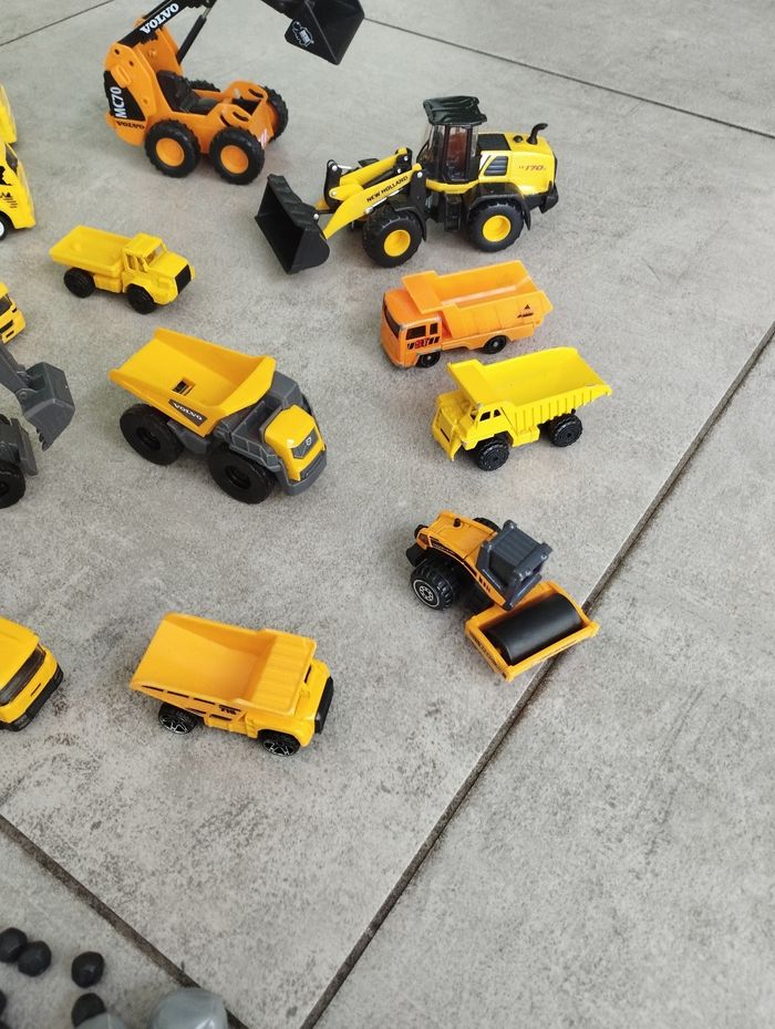 Lot véhicules de chantier - photo numéro 6