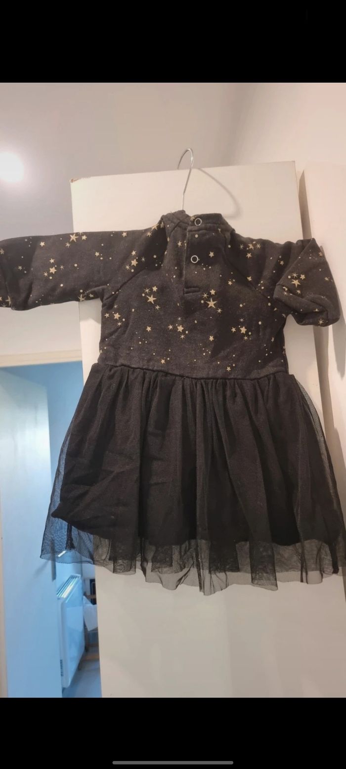 Robe disney baby taille 12 mois - photo numéro 3