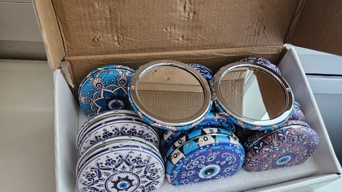 Lot de 12 miroirs de poche neuf - photo numéro 3