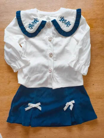 Ensemble fille blanc bleu marine excellent état 9 mois 12 mois shein