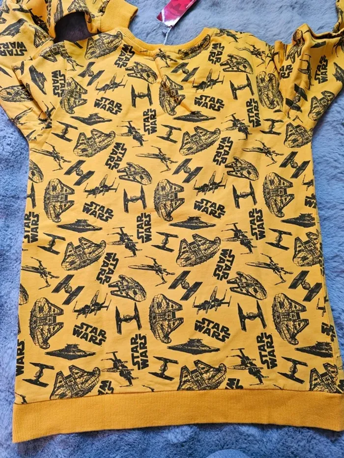 Pull star wars  - 14 ans - photo numéro 4