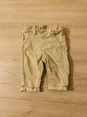 Vend pantalon taille 1 mois