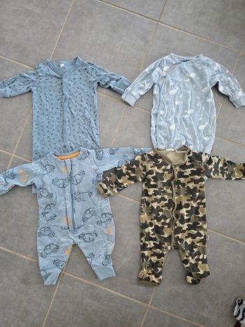 Lot de 4 pyjamas mi saison
