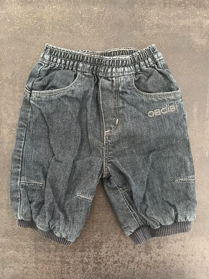 Ensemble garçon teeshirt manches longues à rayures Kiabi et jeans Obaïbi taille 1 mois - photo numéro 2