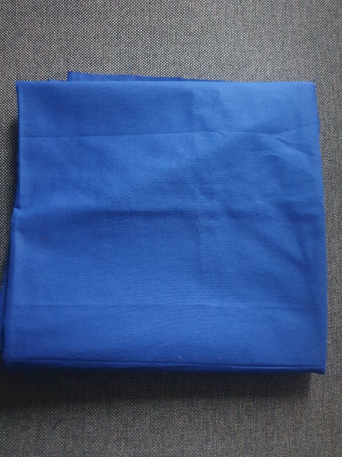 Tissu bleu 2m x 1m - photo numéro 2