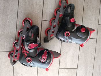 Roller garçon Oxelo marque decathlon taille 32 a 35 