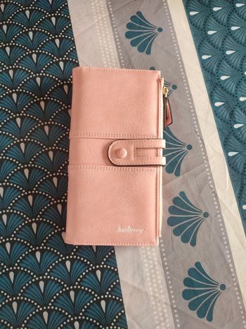 Portefeuille rose poudré