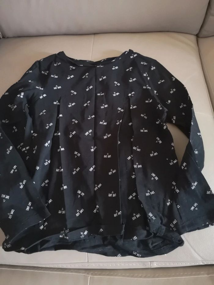 2 T shirt 9-10 ans - photo numéro 2