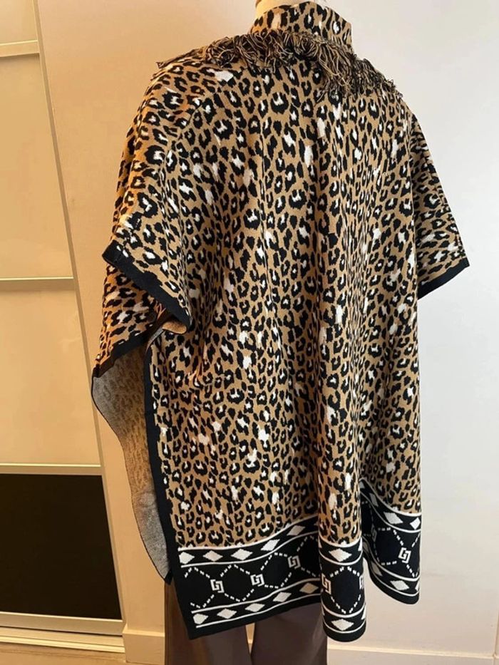 Fabuleuse cape motif léopard - photo numéro 3