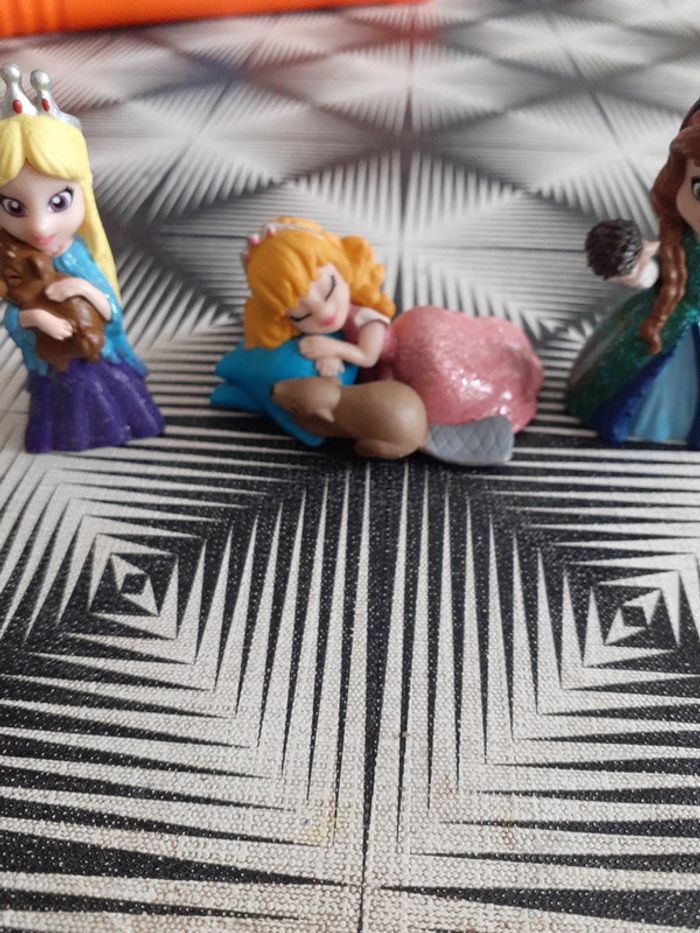 Figurines princesses - photo numéro 4