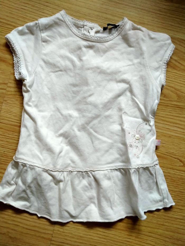 Tee shirt blanc. Terre de marins.
Taille 23 mois