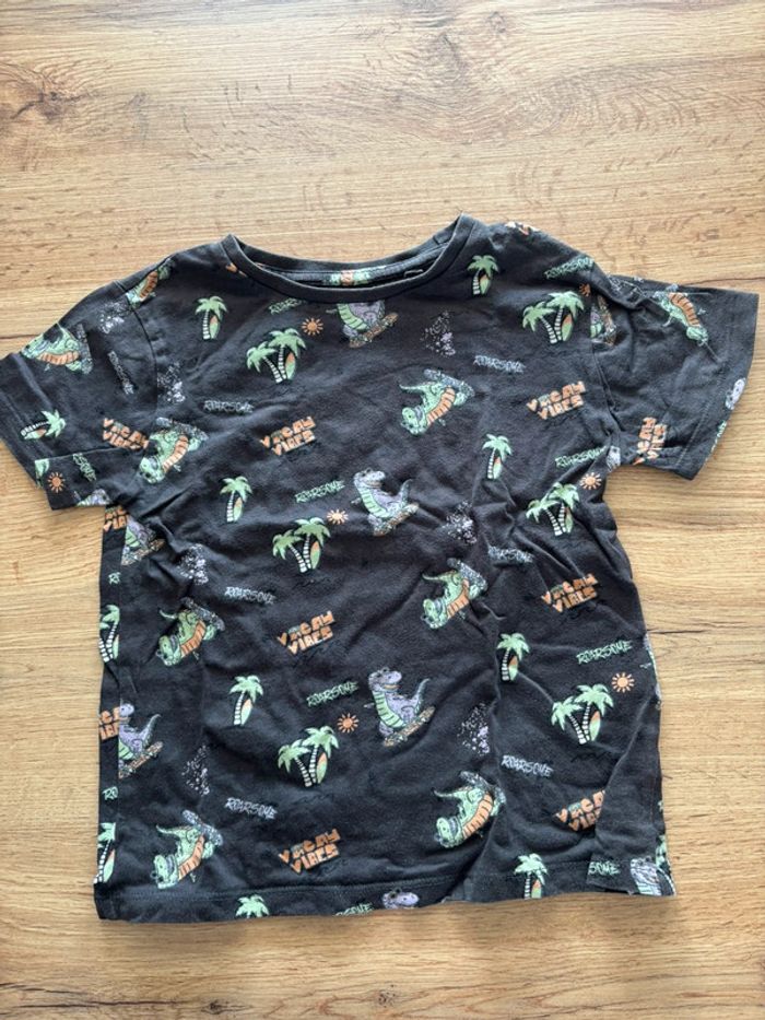 Lot vêtements garçon 6 ans - photo numéro 8