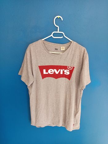 T-shirt levi's