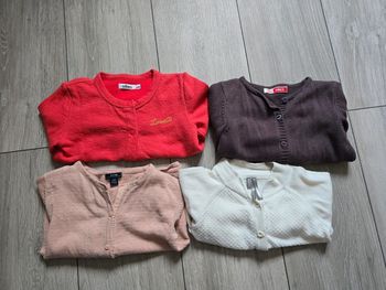Lot gilet 2ans