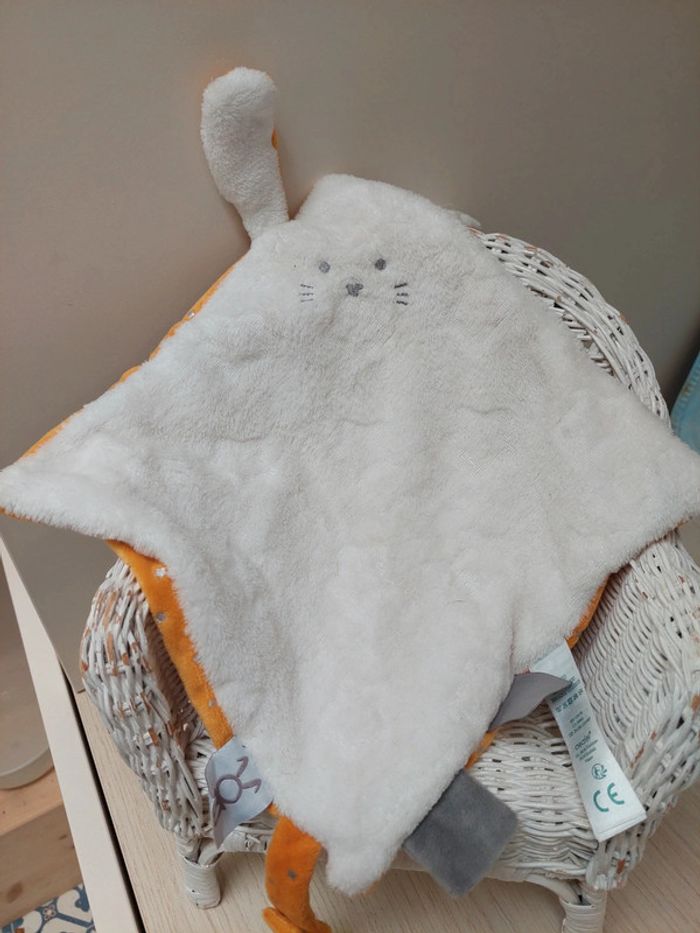 Obaibi - doudou mouchoir lapin moutarde et etoiles