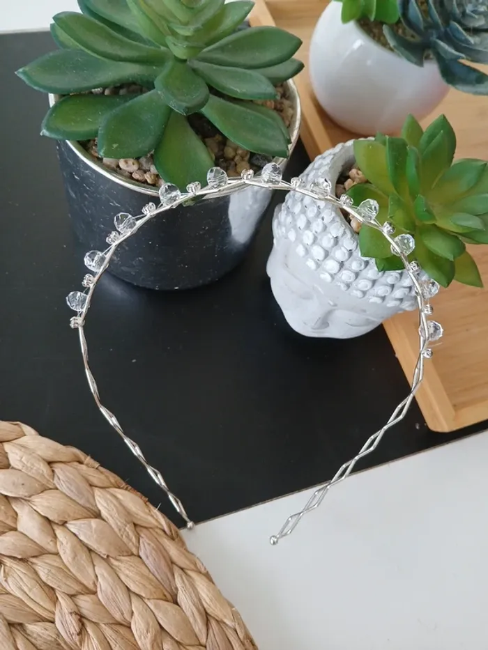 Serre Tête enfant pour Cérémonie🎉🌿 - photo numéro 5