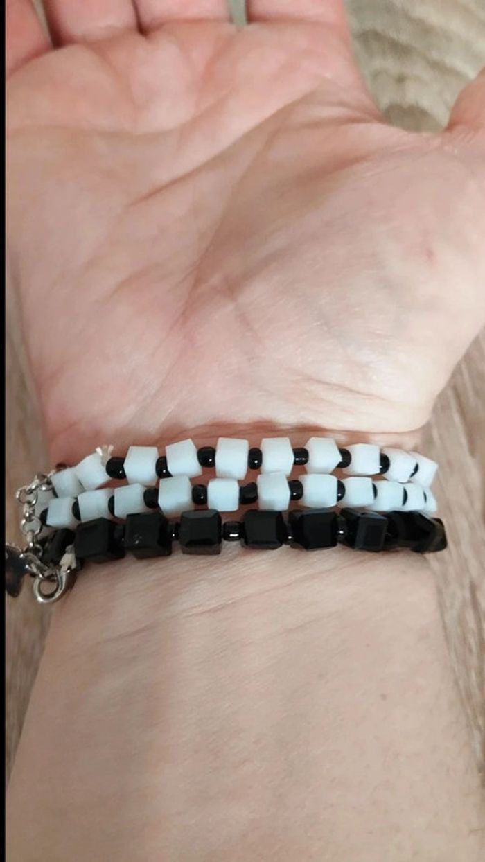 Ensemble de bracelets blanc et noir pvc élastique ikita - photo numéro 4