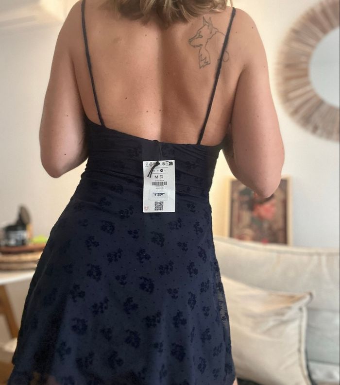 Petite robe bleu bershka neuve avec étiquette - photo numéro 4