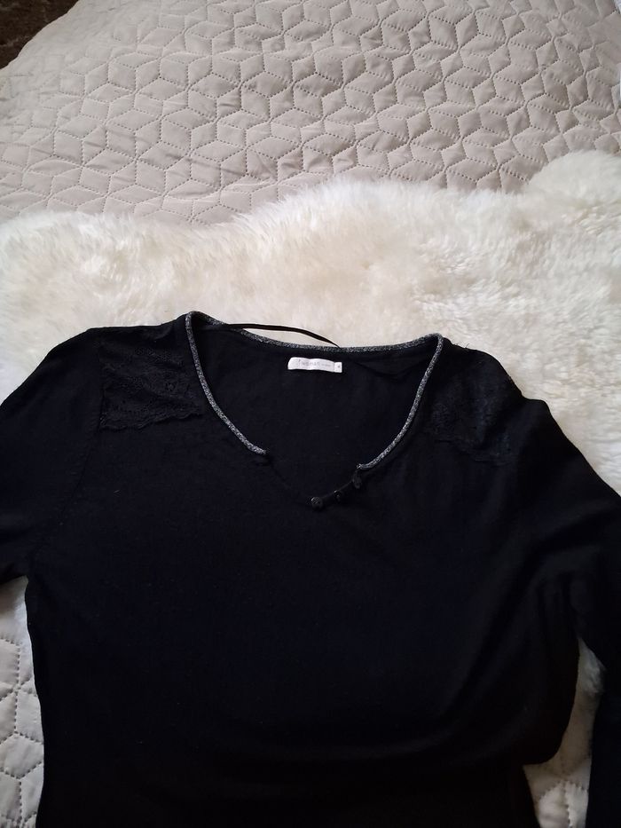 Joli pull noir  Gemo  taille 38 - photo numéro 5