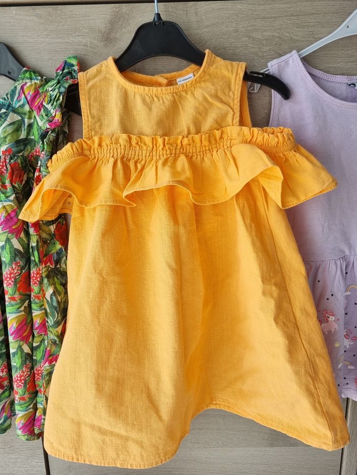 Lot 3 robes d'été dopodopo, primark, LC waikiki 24/36 mois - photo numéro 3