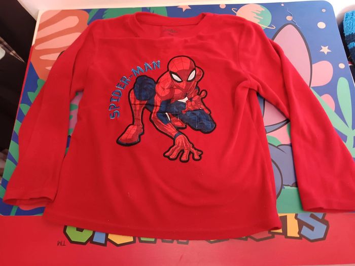 Haut pyjama spiderman 8 ans