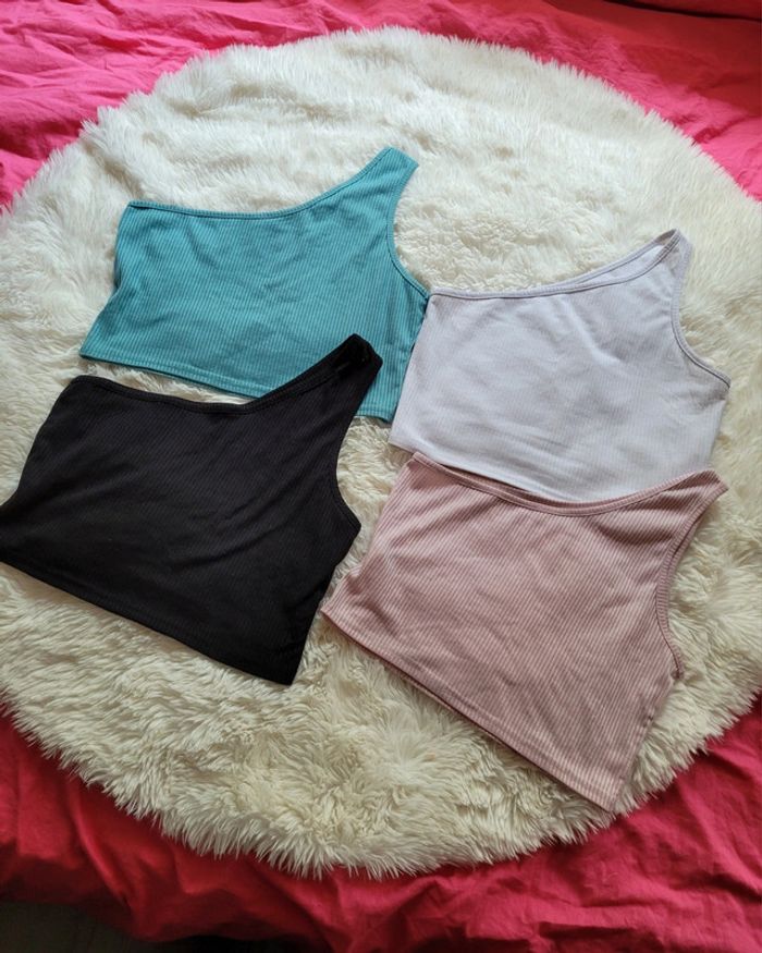 🌷 Lot de 4 crop top Shein🌷 Taille L