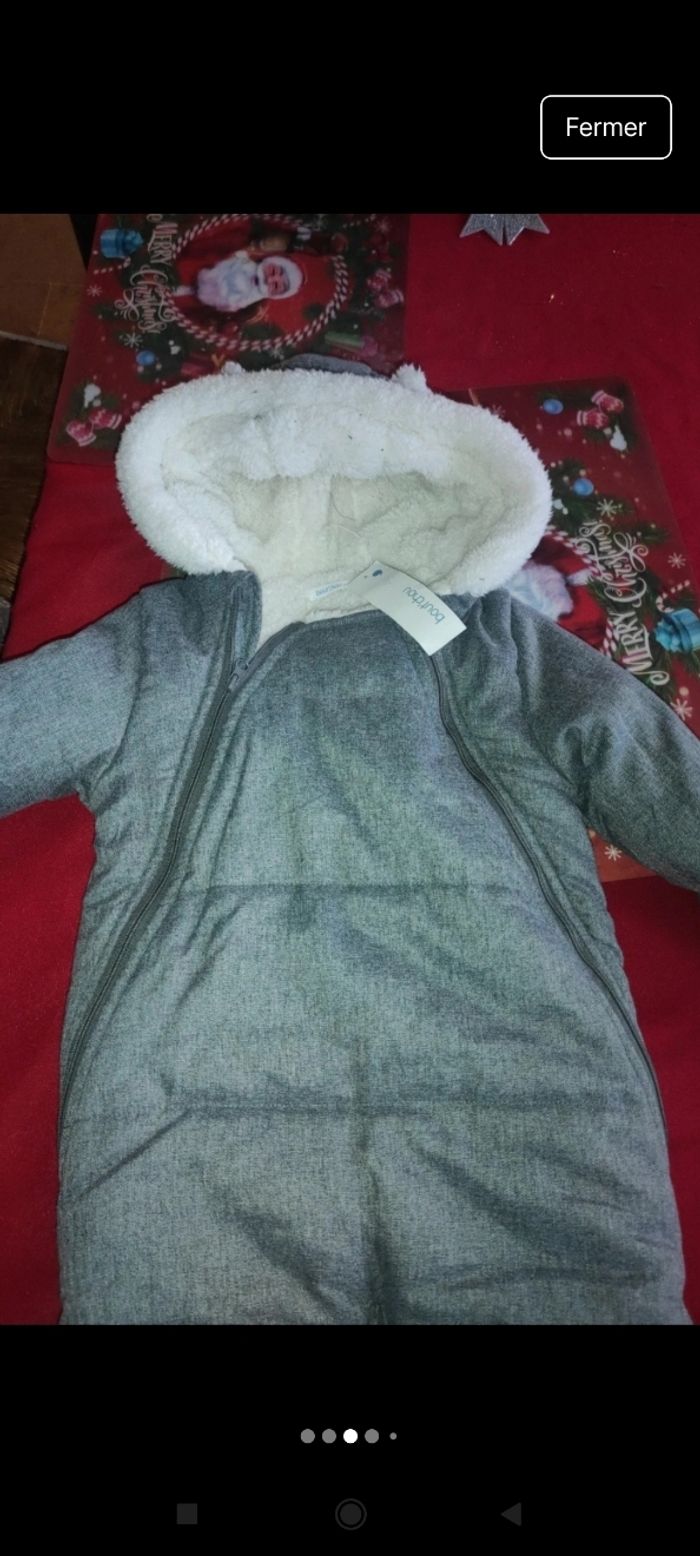 Très belle combinaison bébé neuf v11