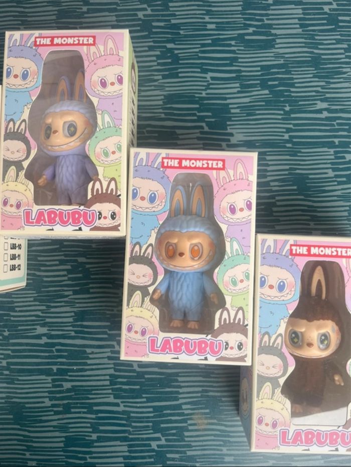 Lot de 5 labubus neufs The monster figurine