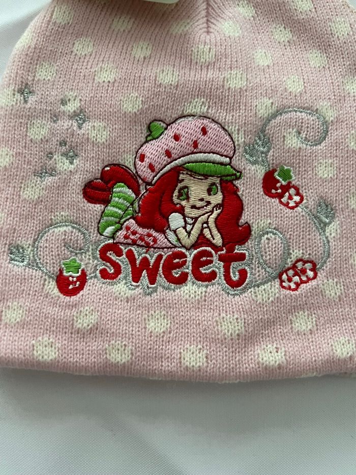 Bonnet charlotte aux fraises - photo numéro 3