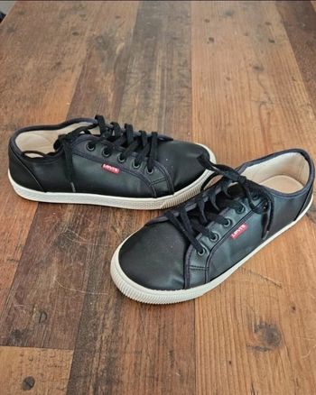 Basket Levis Malibu cuir femme pointure 40