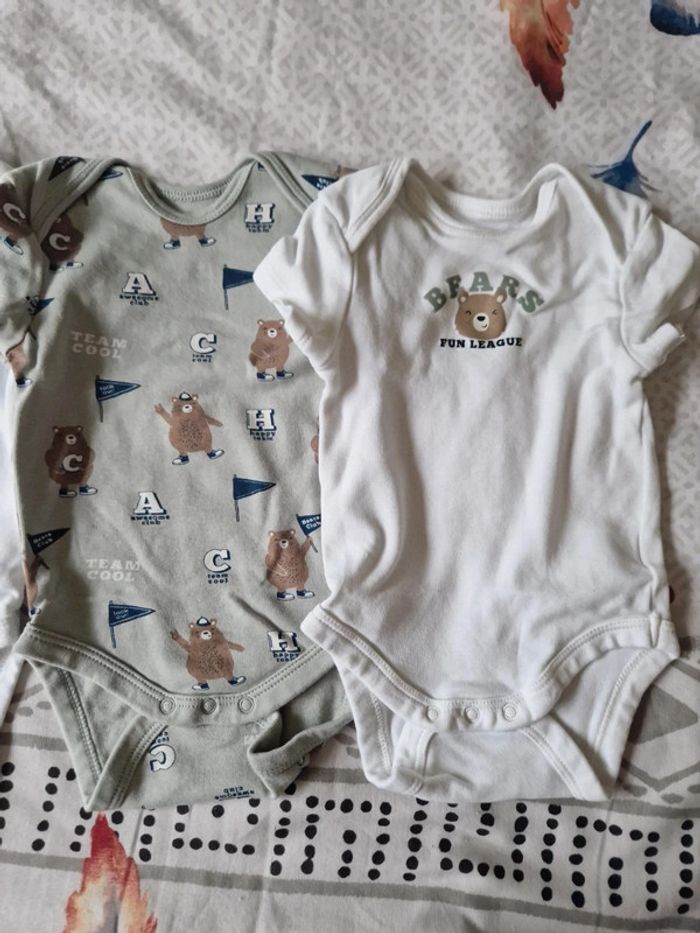 Lot de 4 bodies bébé 3 - 6 mois - photo numéro 2