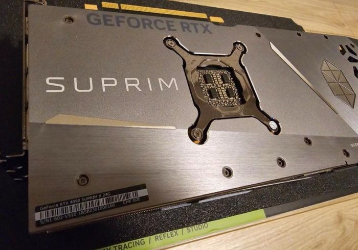 Carte Graphique MSI RTX 4090 SUPRIM X - Neuve - photo numéro 3