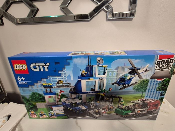 Lego Commissariat de Police - photo numéro 3