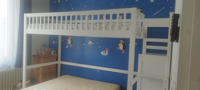 À vendre lit enfant surélevé