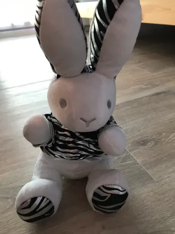 peluche neuve avec etiquettes idéal cadeau