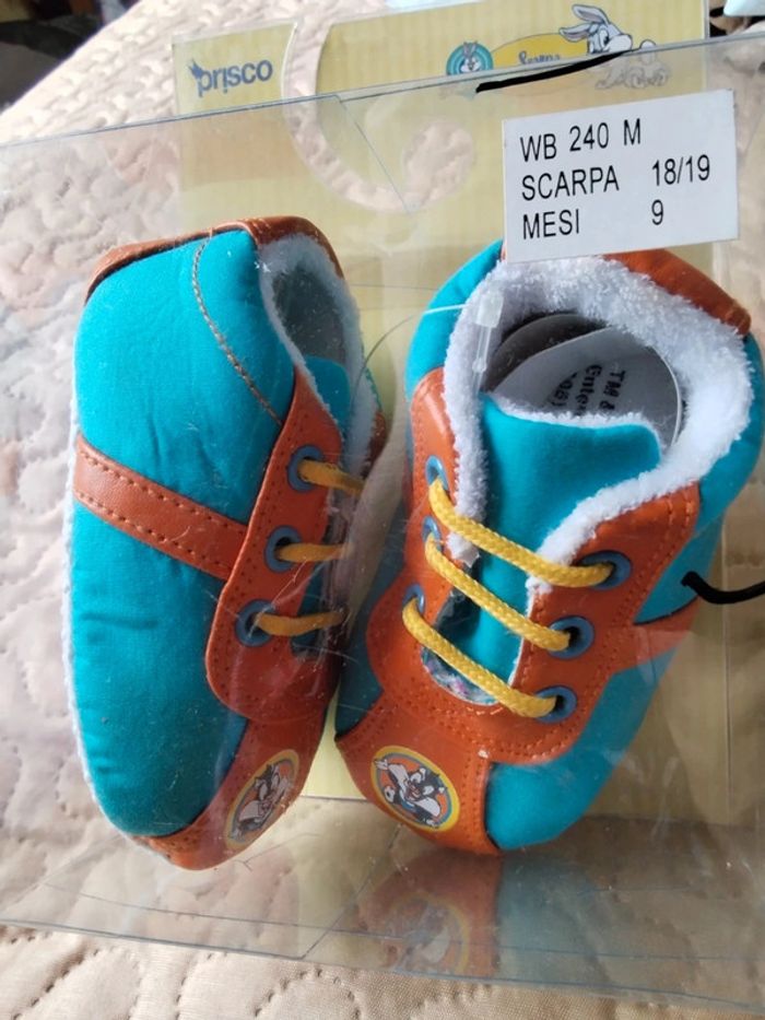 Chaussures bébé, baby loovey tunes
