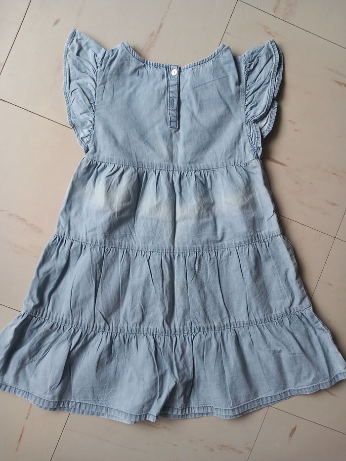 Robe 5 ans - photo numéro 2